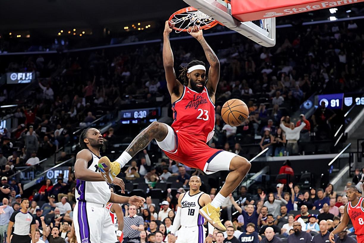 场上效果其实相当不错,但快船还是不愿意给内线新援多些机会?